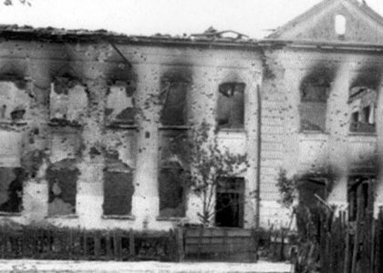 Školska zgrada zapaljena je 1943. godine