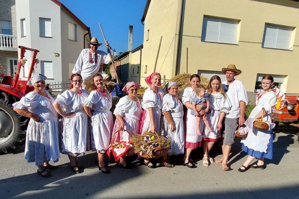 Dožínky Kaptol 2023. Dožínky Kaptol 2023.