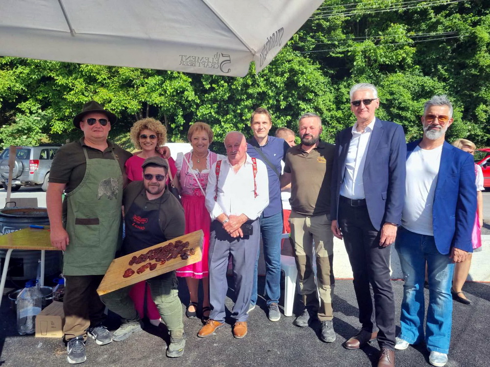 499375718_10238688736736712_7361007328444210335_n