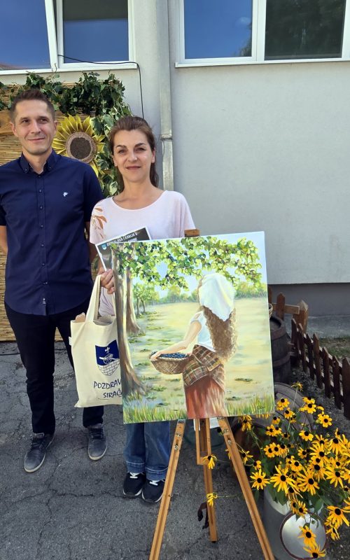 Slika 'Žena s košarom' i autorica Morana Marlović iz Zagreba Slika 'Žena s košarom' i autorica Morana Marlović iz Zagreba